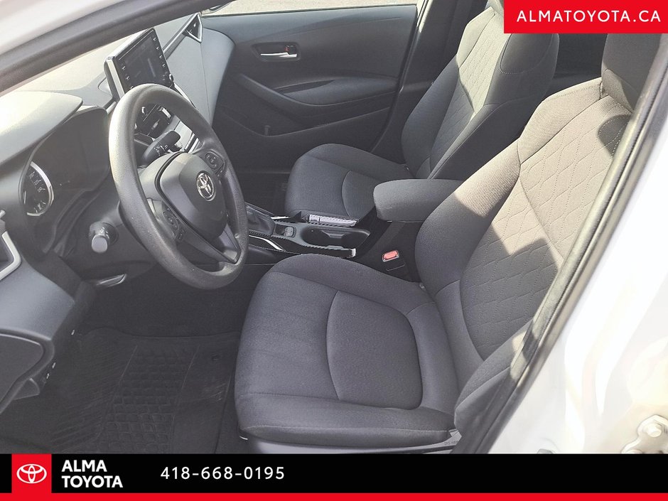 Toyota Corolla LE CVT 2020-9