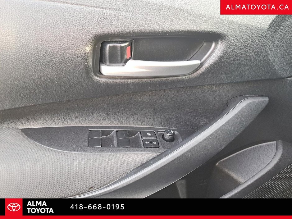 Toyota Corolla LE CVT 2020-19