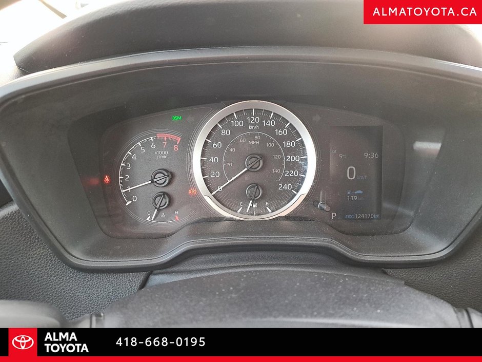 Toyota Corolla LE CVT 2020-15