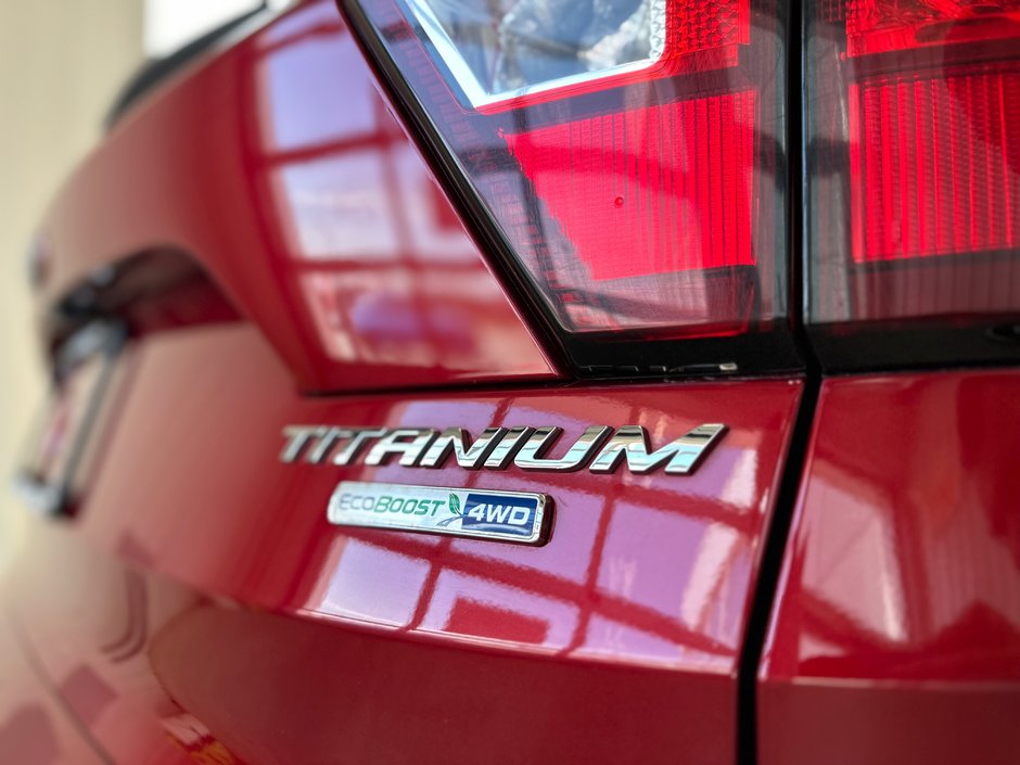 Ford Escape Titanium AWD 2019-7