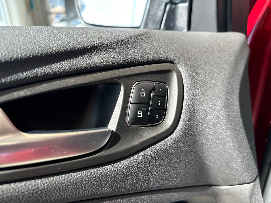 Ford Escape Titanium AWD 2019-20