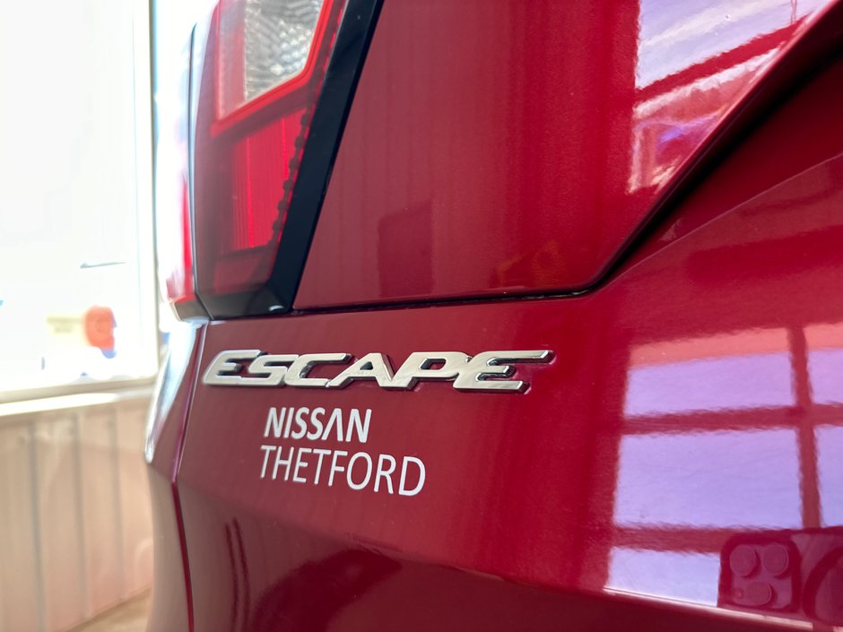 Ford Escape Titanium AWD 2019-6