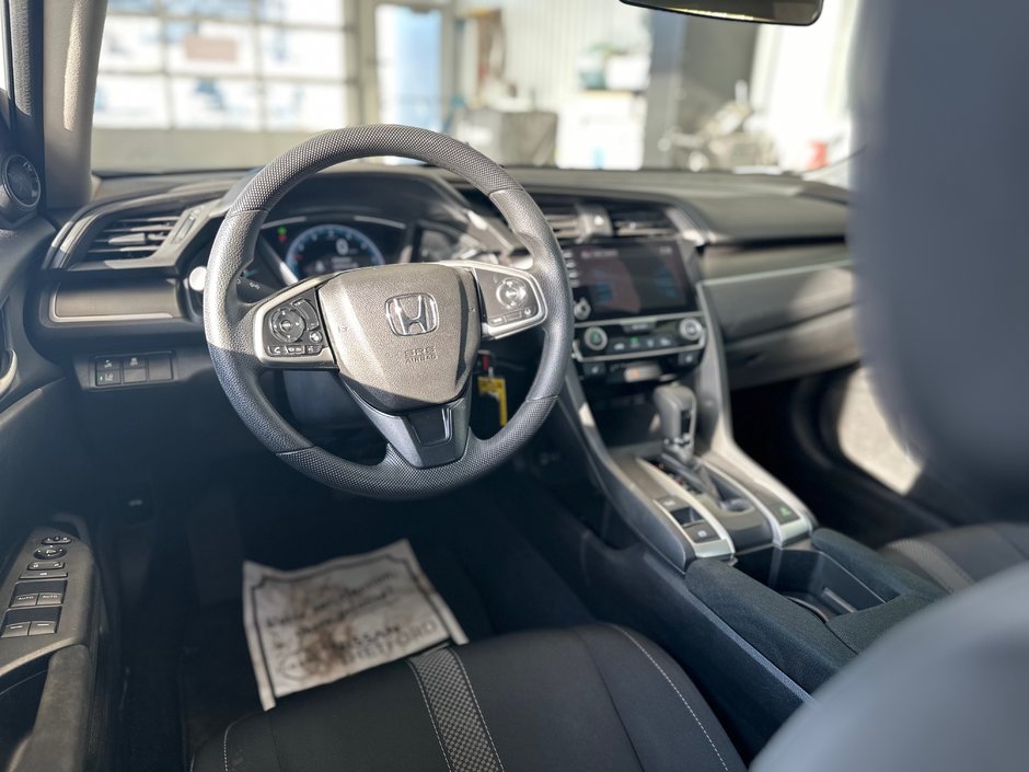 Honda Civic Sedan LX 2021-8