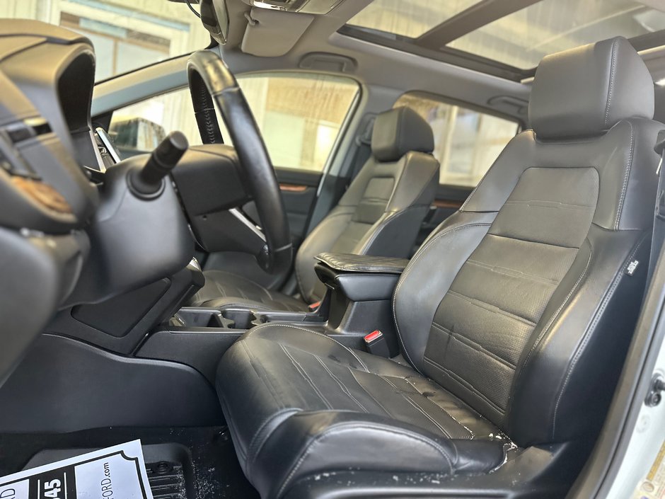Honda CR-V Touring AWD 2018-19
