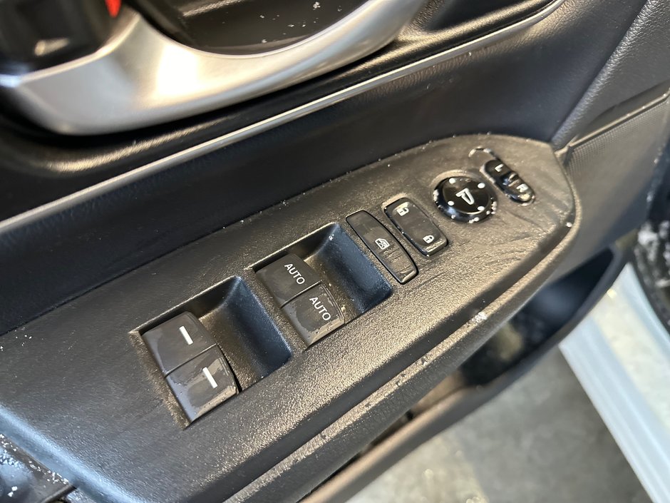 Honda CR-V Touring AWD 2018-22