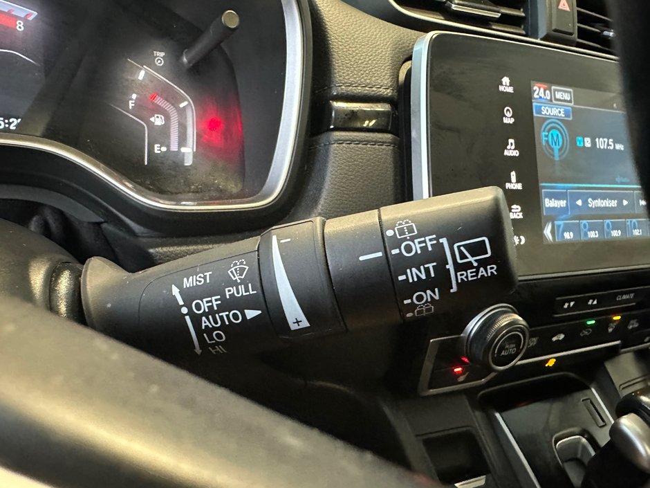 2018 Honda CR-V Touring AWD-29