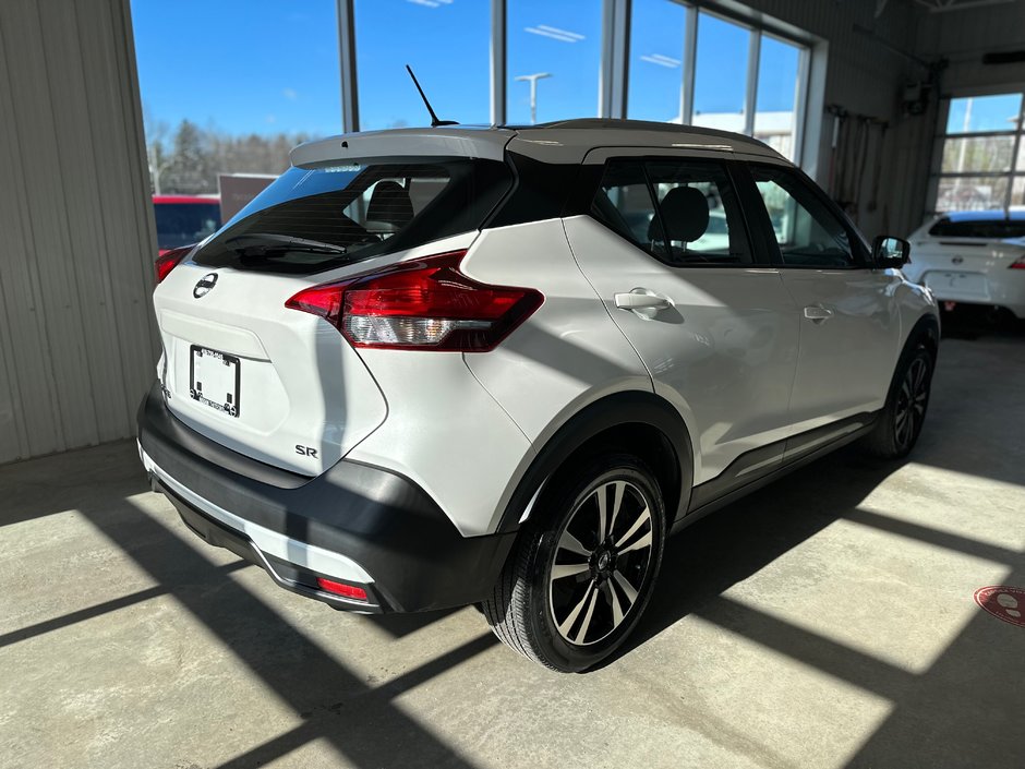 Nissan KICKS SR 2019-3