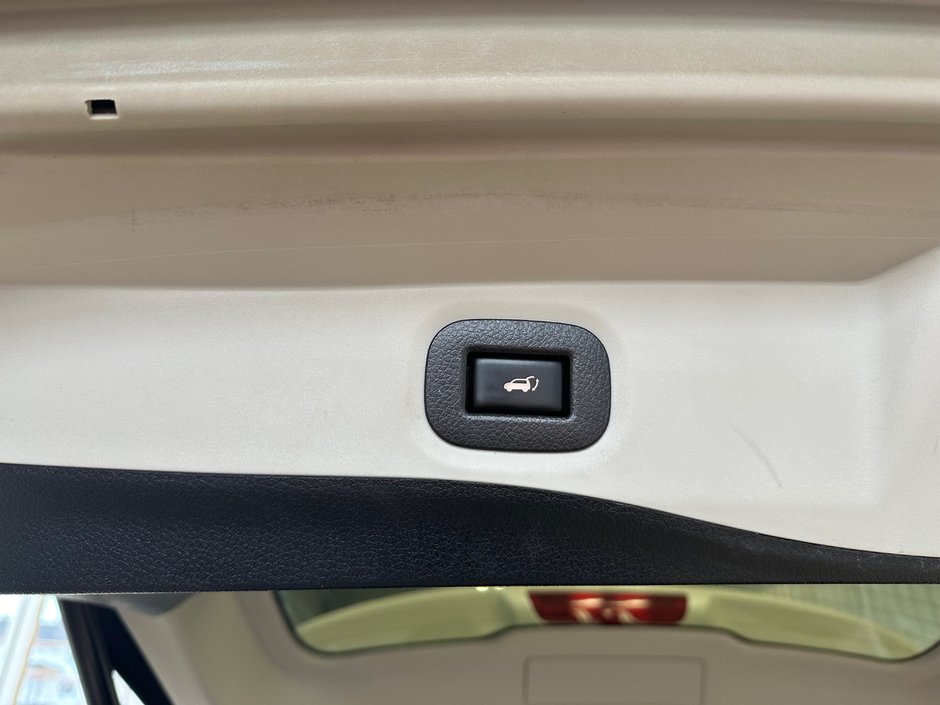 Nissan Rogue SL Platinum AWD 2019-45