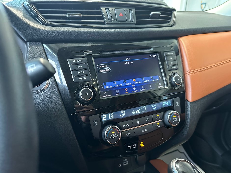 Nissan Rogue SL Platinum AWD 2019-30