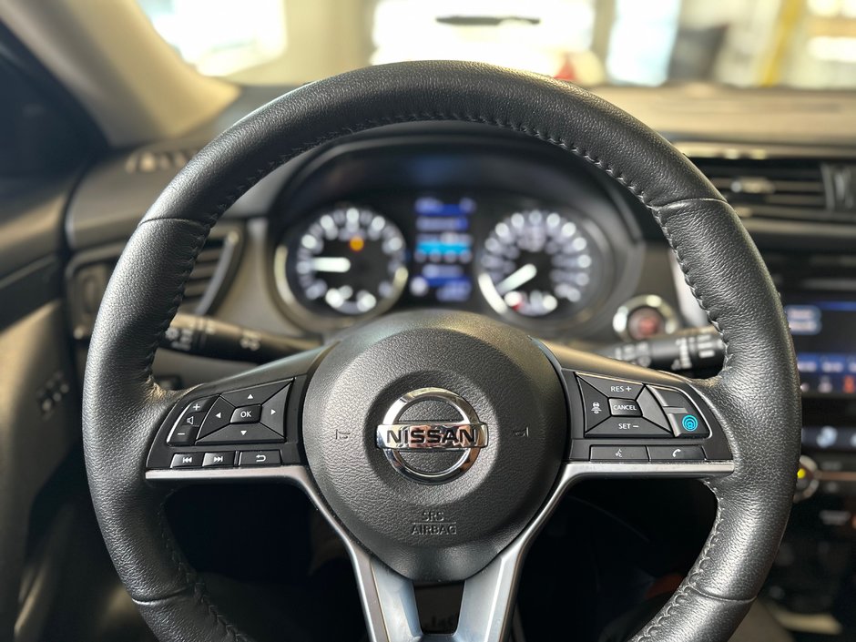 Nissan Rogue SL Platinum AWD 2019-23