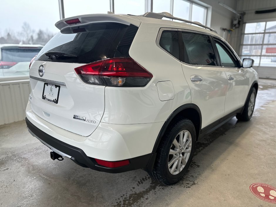 Nissan Rogue S Special Edition AWD 2020-3