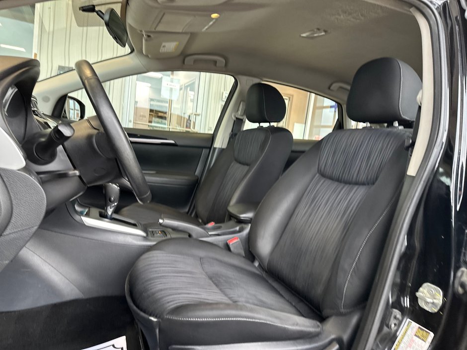 Nissan Sentra SV 2019-14
