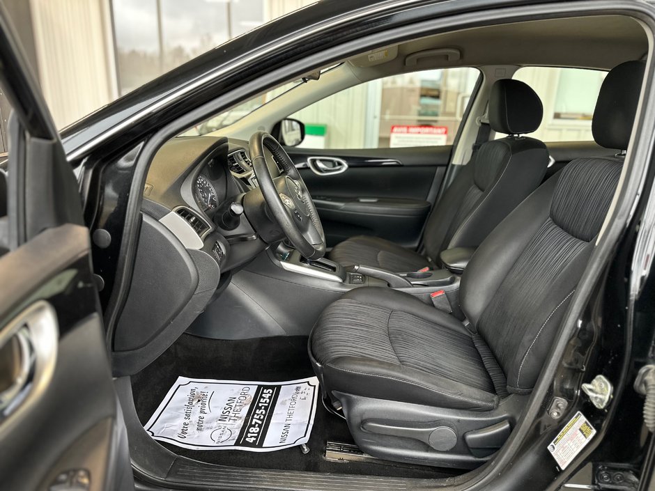Nissan Sentra SV 2019-13