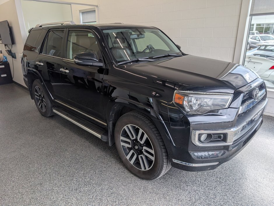 2018 Toyota 4Runner LIMITED AWD in Magog, Quebec