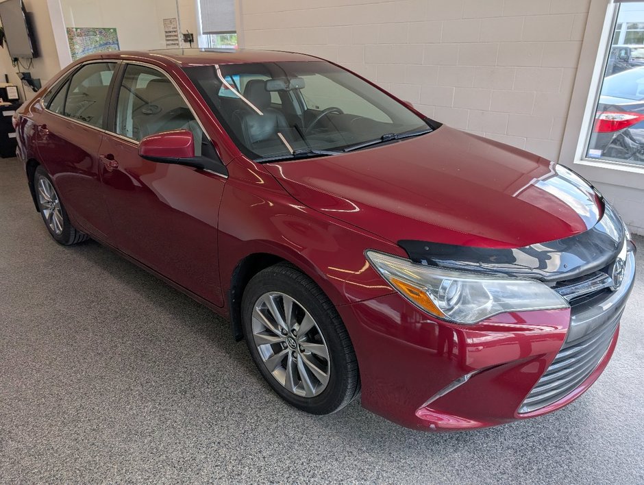 Toyota Camry XLE 2017 à Magog, Québec