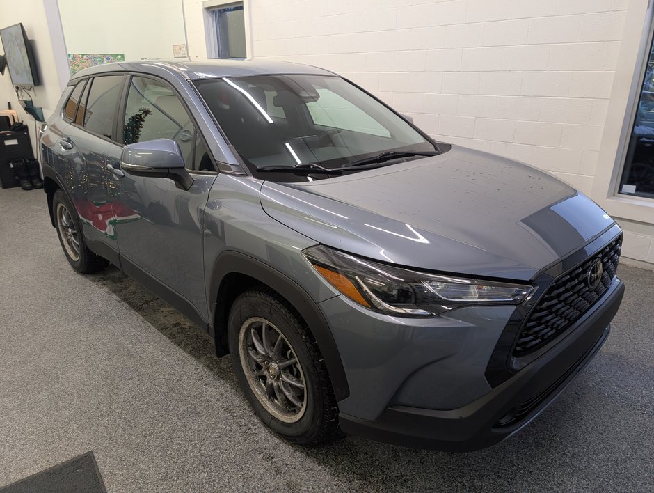 2023 Toyota Corolla Cross LE FWD, GARANTIE JUSQU EN 2028, in Magog, Quebec
