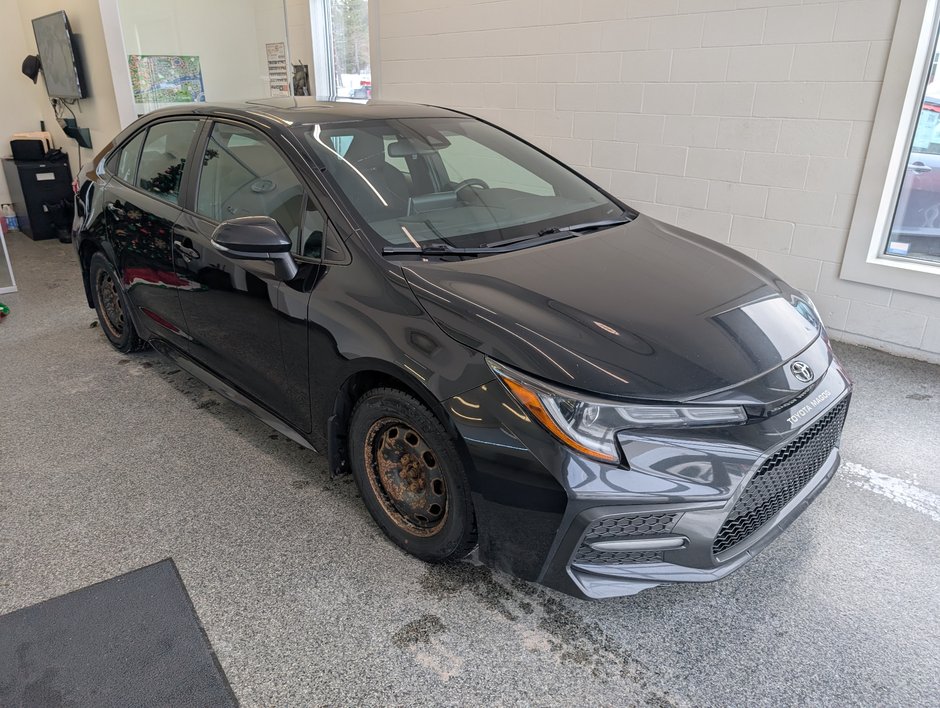 Toyota Corolla SE, TOIT, MAGS, AUTOMATIQUE, 2020 à Magog, Québec