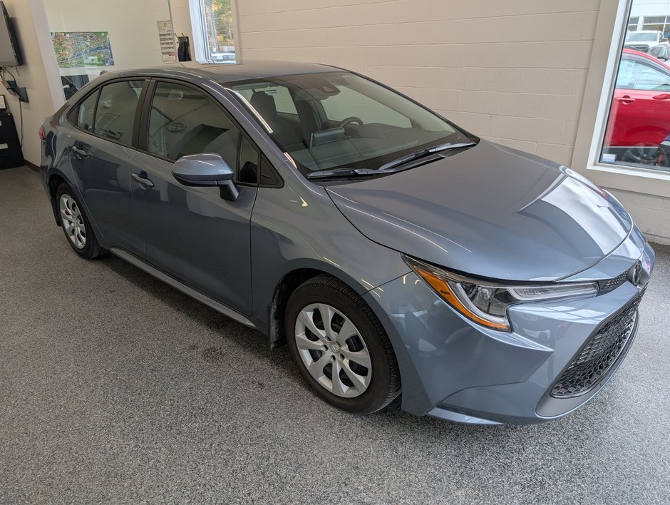 Toyota Corolla LE, AUTOMATIQUE, A/C, 2021 à Magog, Québec