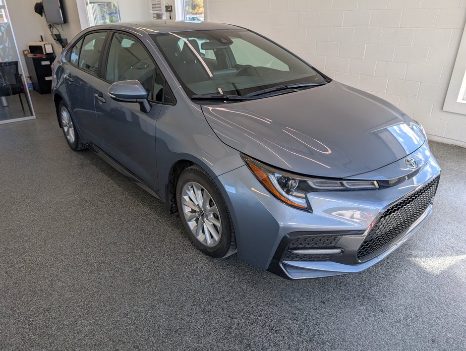Toyota Corolla SE, AUTOMATIQUE, A/C, 2022 à Magog, Québec
