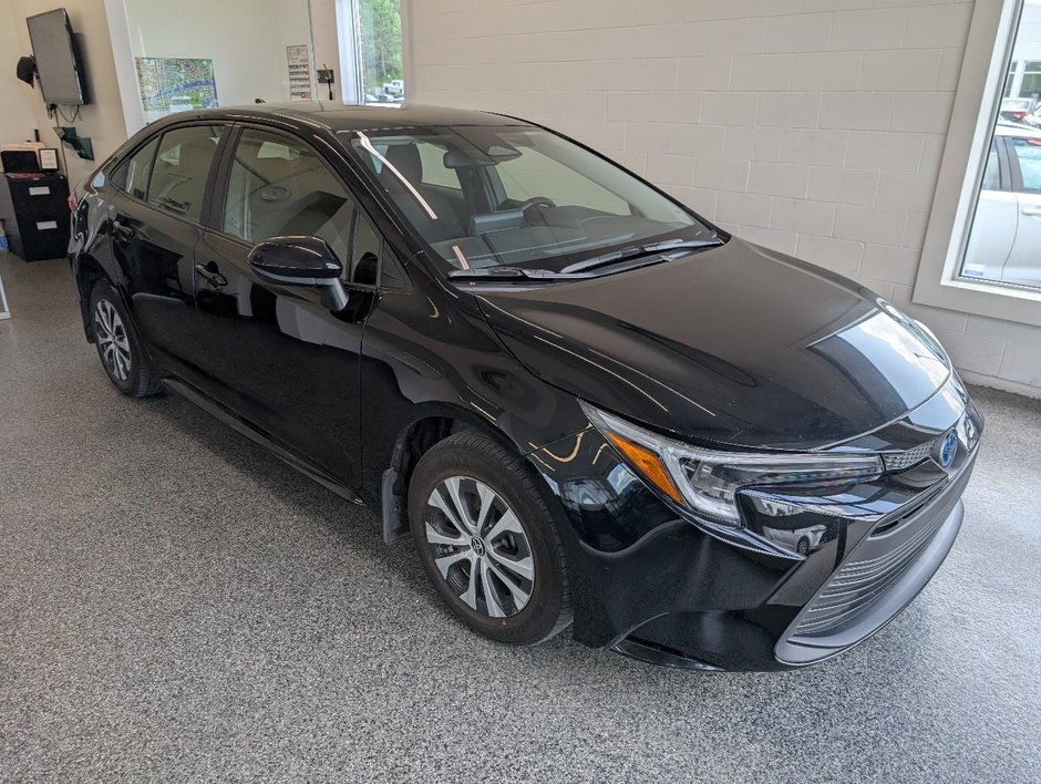 Toyota Corolla Hybrid LE, GARANTIE JUSQU EN 2028, 2024 à Magog, Québec