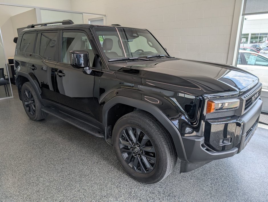 2025 Toyota Land Cruiser PREMIUM AWD, GARANTIE JUSQU EN 2029, in Magog, Quebec
