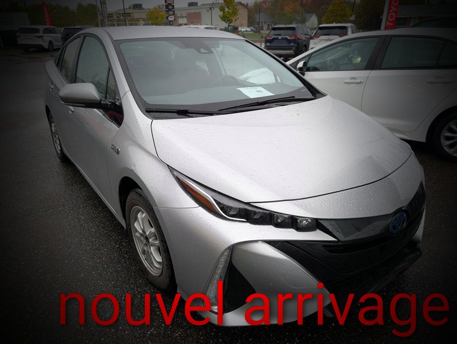 2021 Toyota PRIUS PRIME BRANCHABLE, A/C, in Magog, Quebec