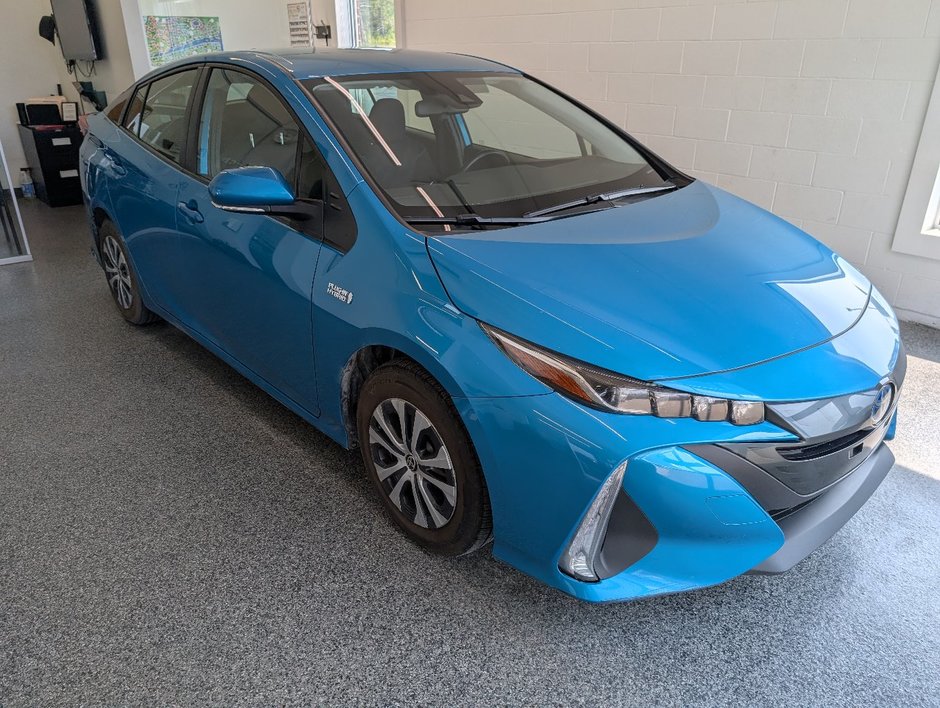 Toyota PRIUS PRIME BRANCHABLE, A/C, 2022 à Magog, Québec