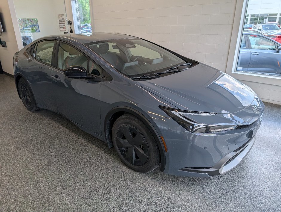Toyota PRIUS PRIME SE, BRANCHABLE, GARANTIE JUSQU EN 2027, 2023 à Magog, Québec