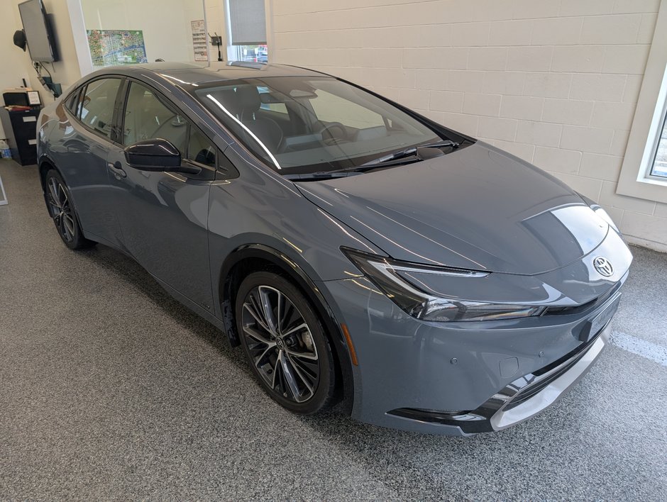 2024 Toyota Prius XLE AWD, GARANTIE JUSQU EN 2027, in Magog, Quebec