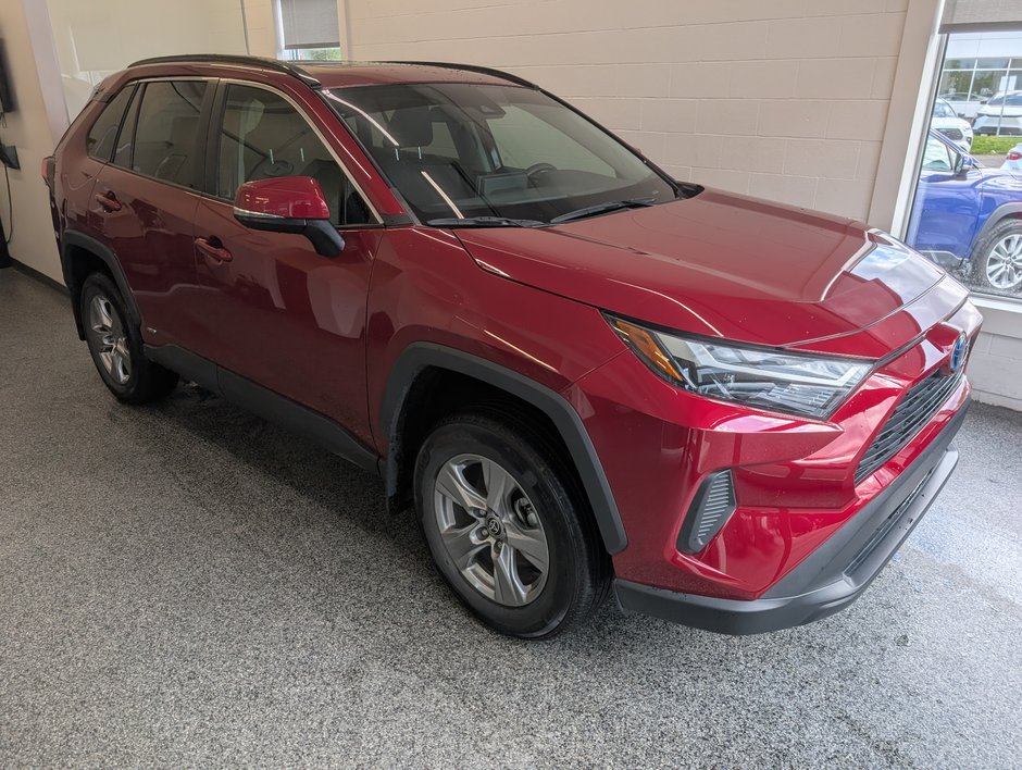 2023 Toyota RAV4 Hybrid XLE AWD, in Magog, Quebec