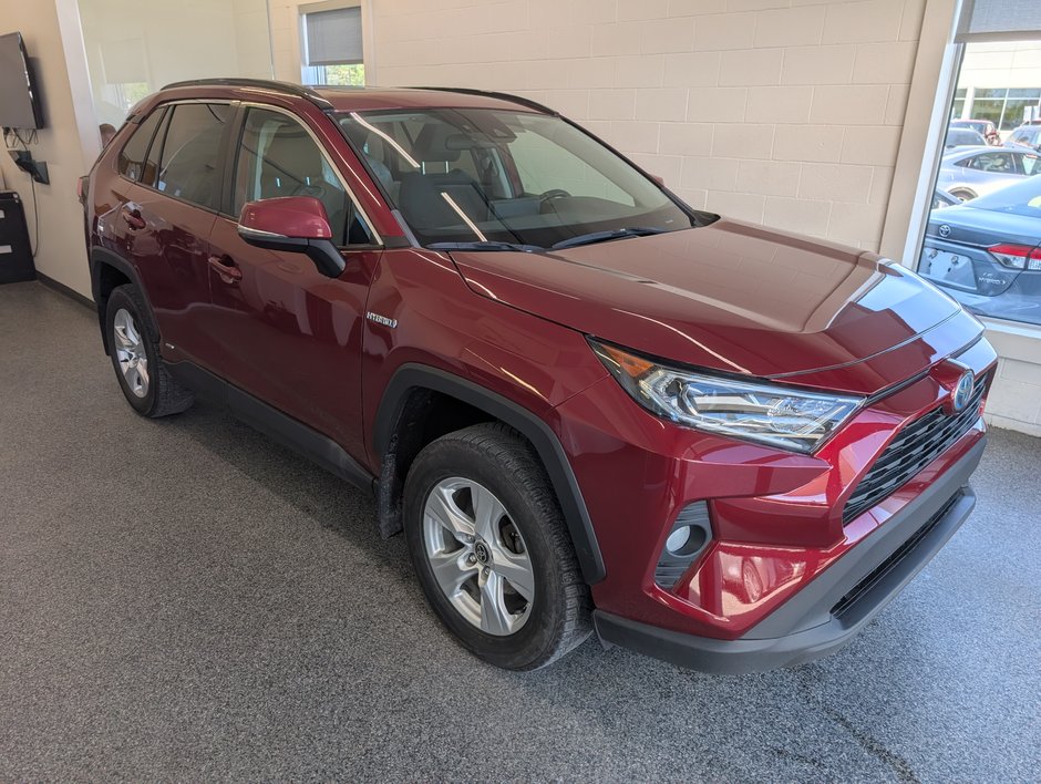 2021 Toyota RAV4 Hybride XLE AWD in Magog, Quebec