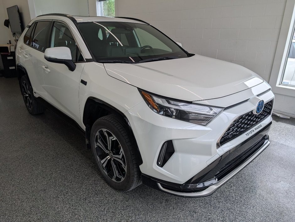 2022 Toyota RAV4 Prime XSE, BRANCHABLE, AWD, in Magog, Quebec