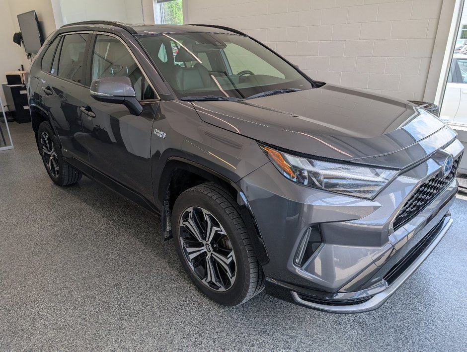Toyota RAV4 Prime XSE AWD, BRANCHABLE, 2023 à Magog, Québec