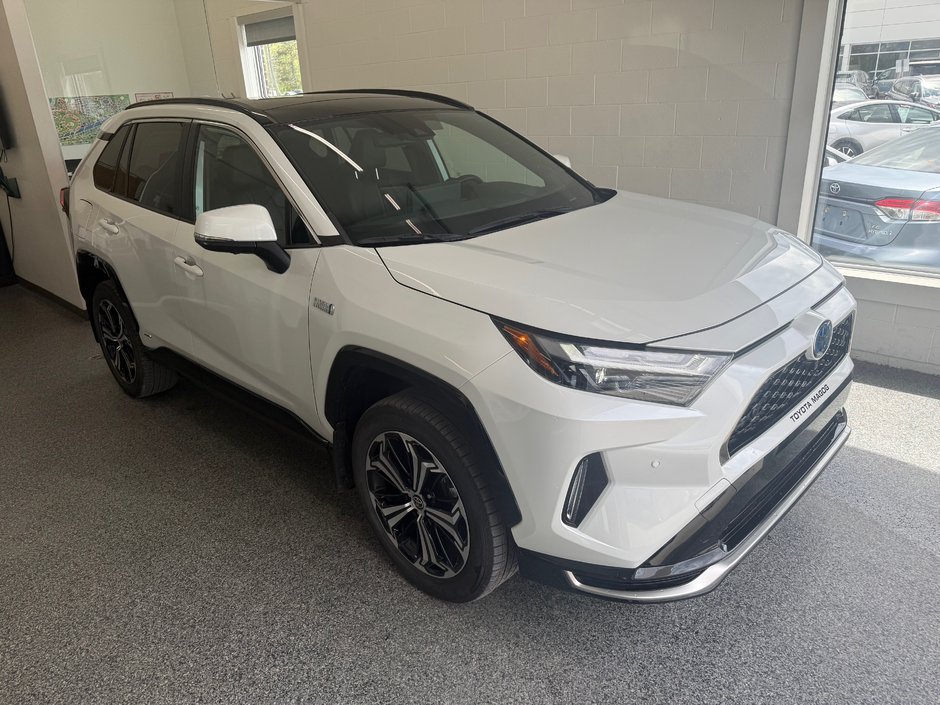 Toyota RAV4 Prime XSE TECH AWD 2024 à Magog, Québec