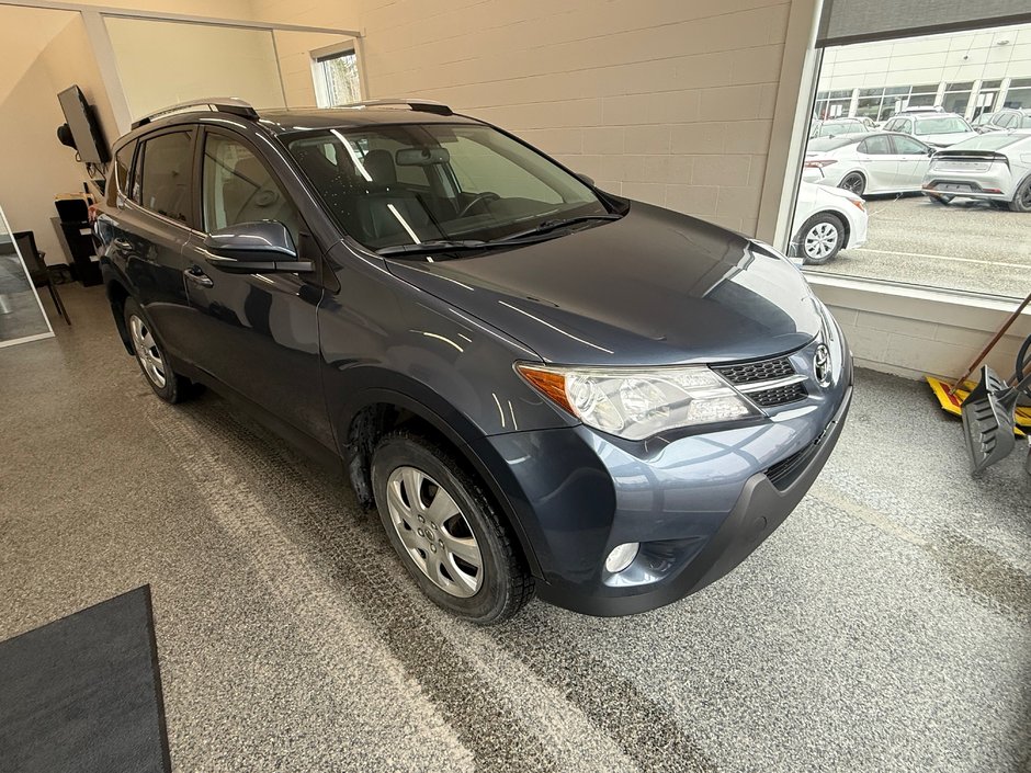 2014 Toyota RAV4 Limited AWD, in Magog, Quebec