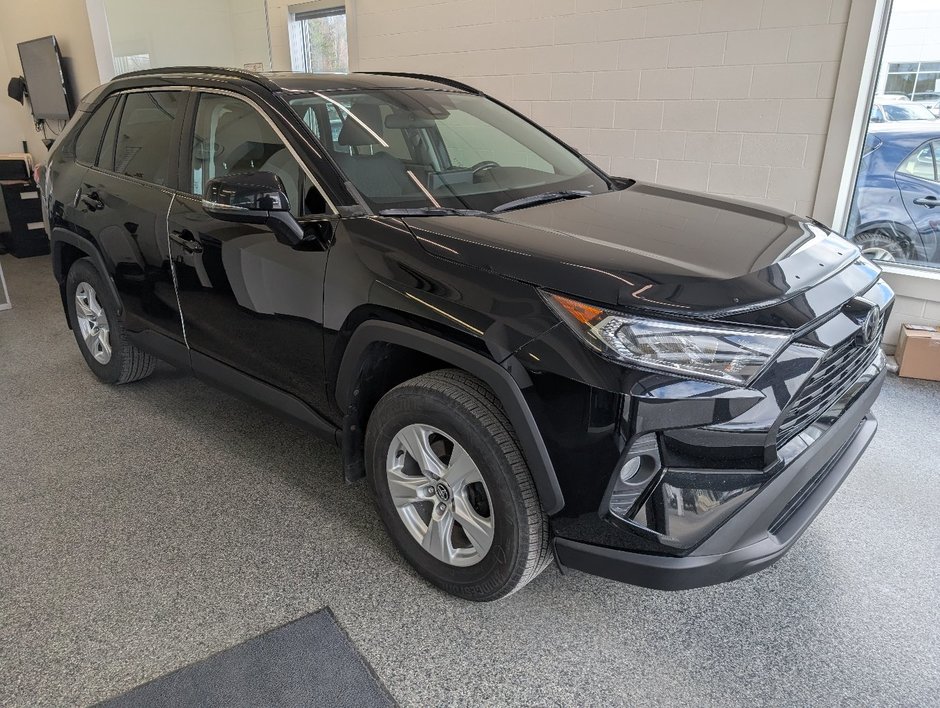 Toyota RAV4 XLE AWD, 2019 à Magog, Québec