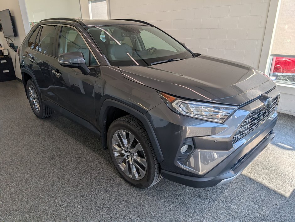 Toyota RAV4 Limited AWD, GARANTIE JUSQU EN 2027, 2019 à Magog, Québec