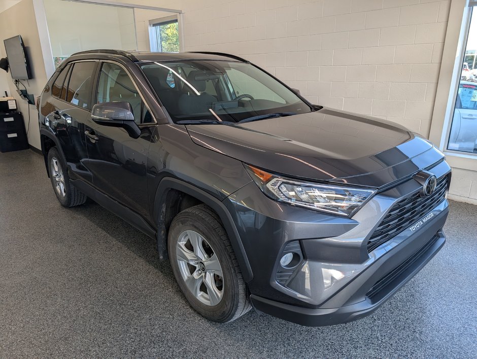 2020 Toyota RAV4 XLE AWD in Magog, Quebec
