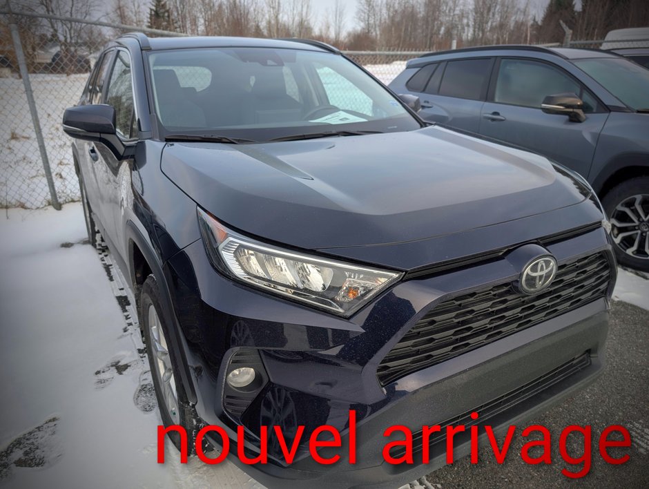 2021 Toyota RAV4 XLE, TOIT, MAGS, in Magog, Quebec