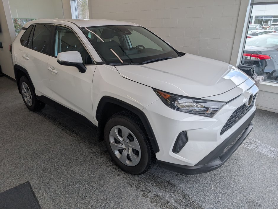 2022 Toyota RAV4 LE AWD in Magog, Quebec