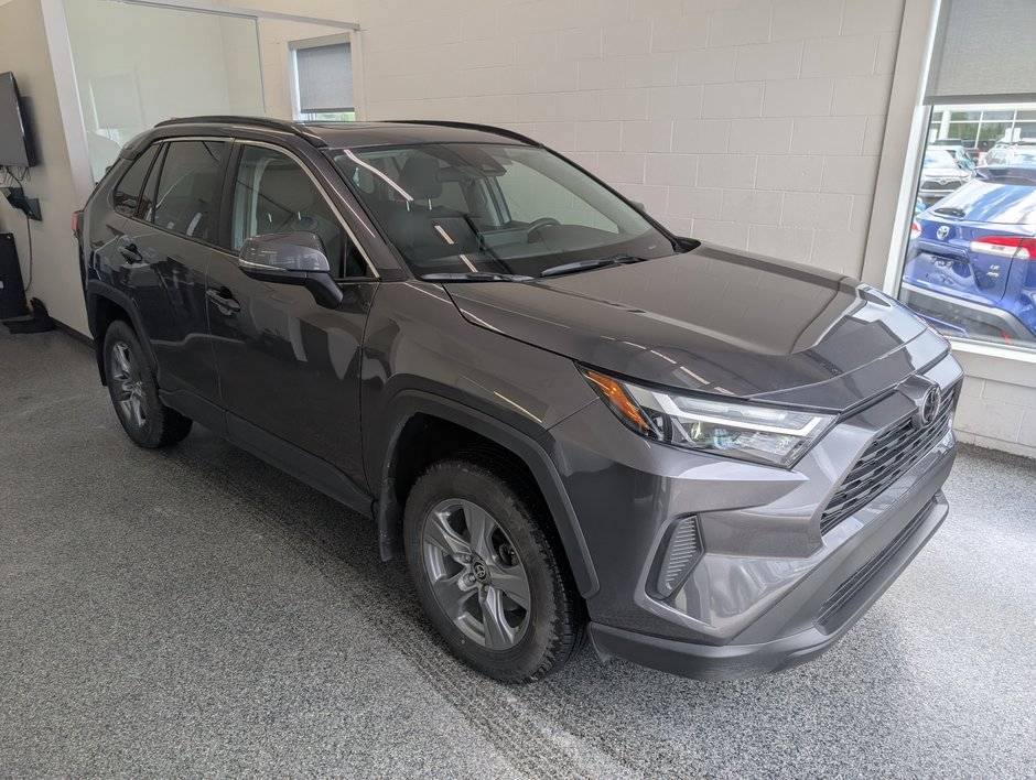 Toyota RAV4 XLE AWD 2025 à Magog, Québec
