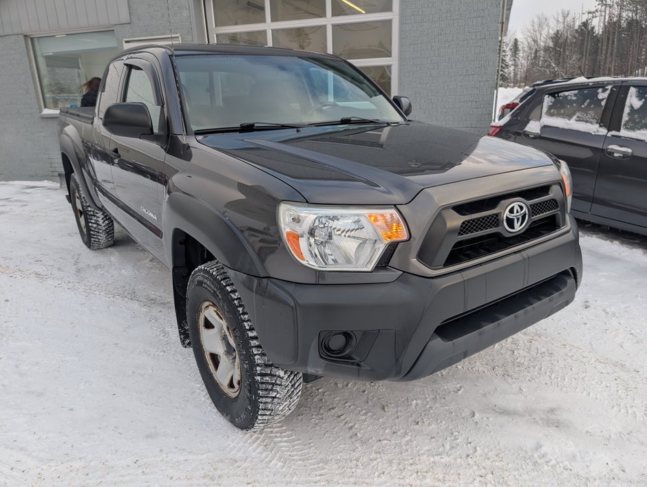 Toyota Tacoma V6 4X4, 2012 à Magog, Québec