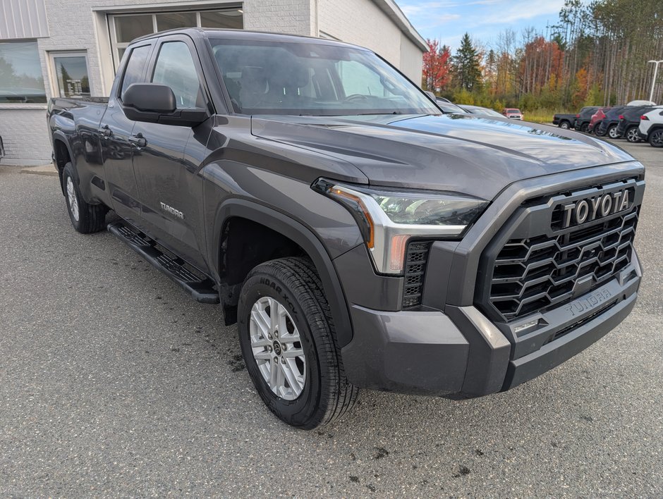 Toyota Tundra SR5 BOITE LONGUE, 4X4 2022 à Magog, Québec