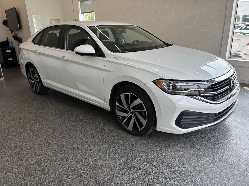 2023 Volkswagen Jetta Trendline in Magog, Quebec