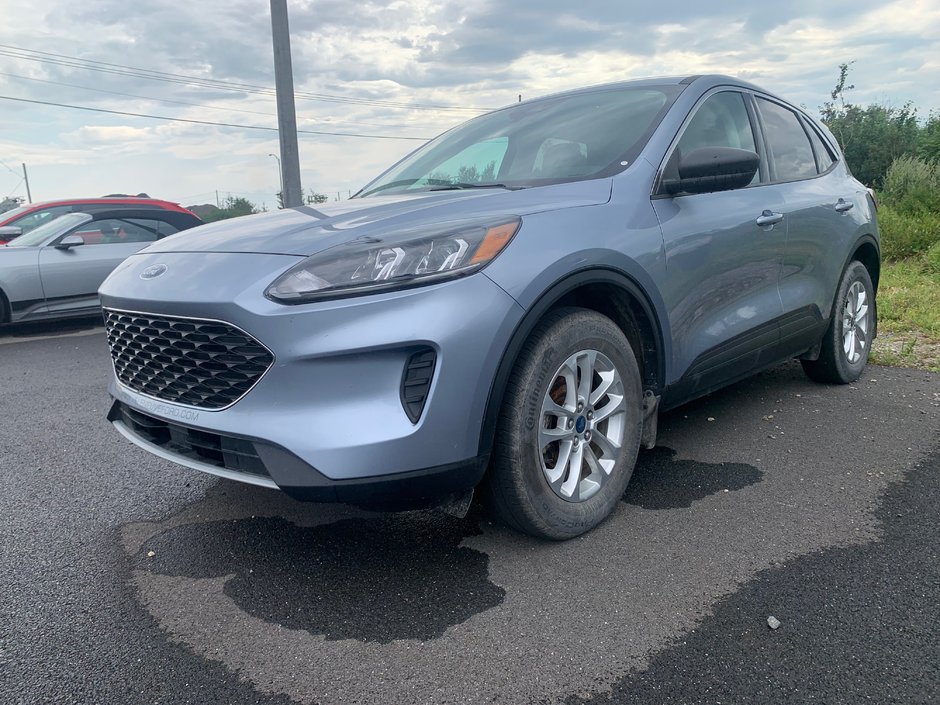 Ford Escape SE Hybrid  AWD 2022 à Matane, Québec