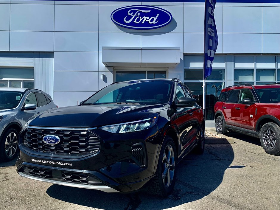 2023 Ford Escape ST-Line  HEV  AWD in Matane, Quebec