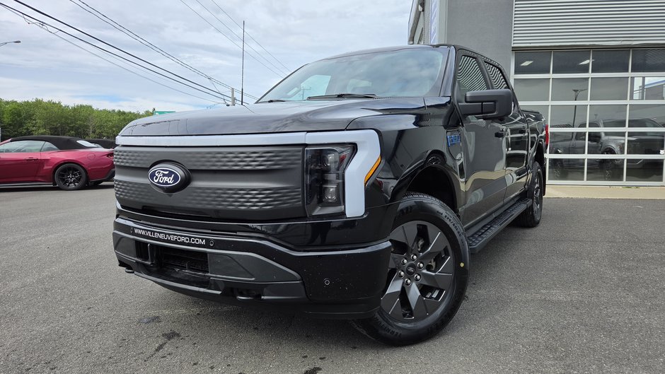 2025 Ford F-150 Lightning Flash BATTERIE LONGUE DURÉE in Matane, Quebec