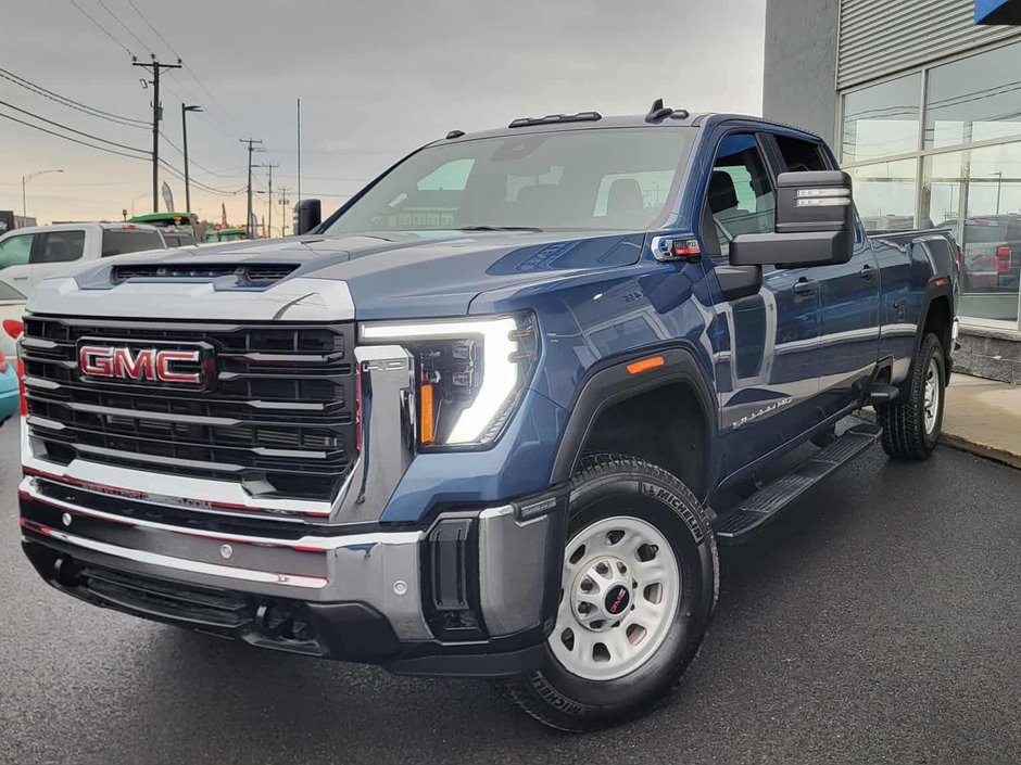GMC Sierra 3500HD Pro  BOÎTE DE 8 PIEDS 2025 à Matane, Québec