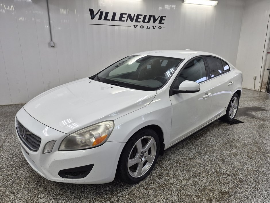 2012 Volvo S60 T5 LEVEL I-0
