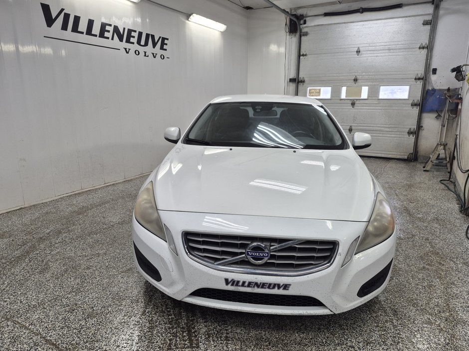 2012 Volvo S60 T5 LEVEL I-5